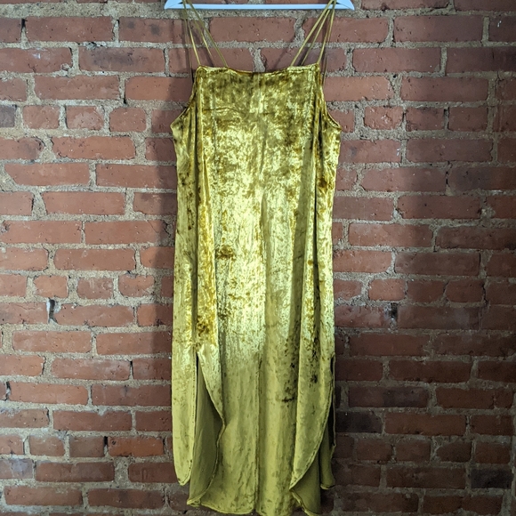 Shegul Gold Dress - Picture 4 of 6